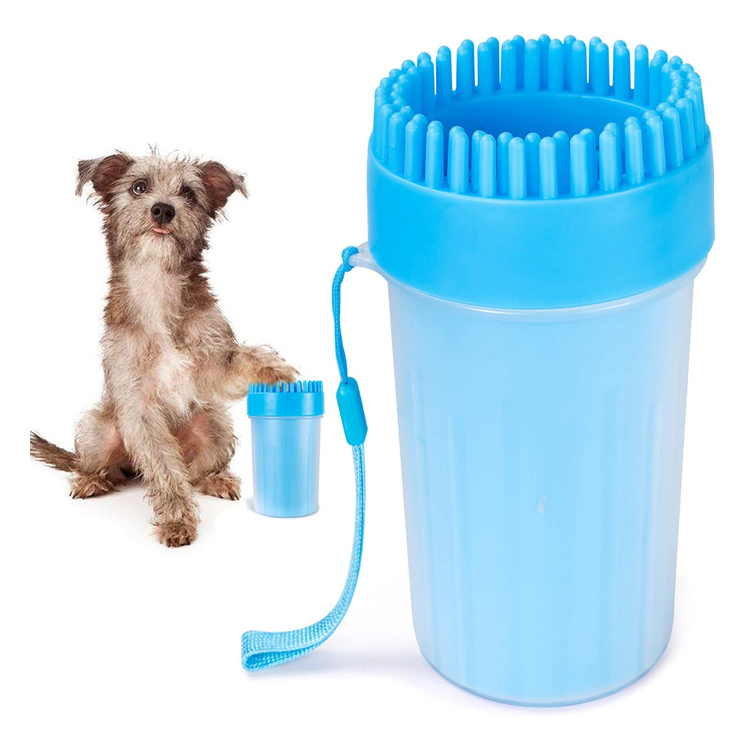 Nettoyant portatif pour pattes de chien