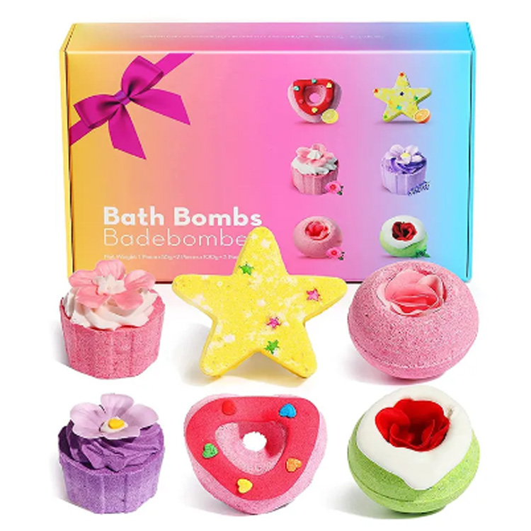Salle de bain de l'hôtel familial coloré cupcake mignon bombe de bain pétillante