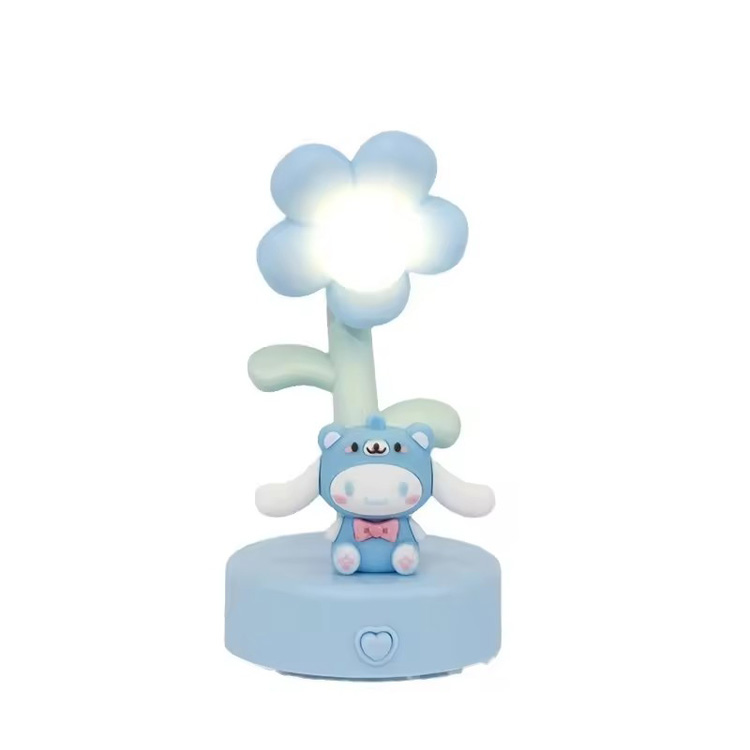 Lampe de bureau tricolore Anime Cinnamoroll, cadeau créatif populaire