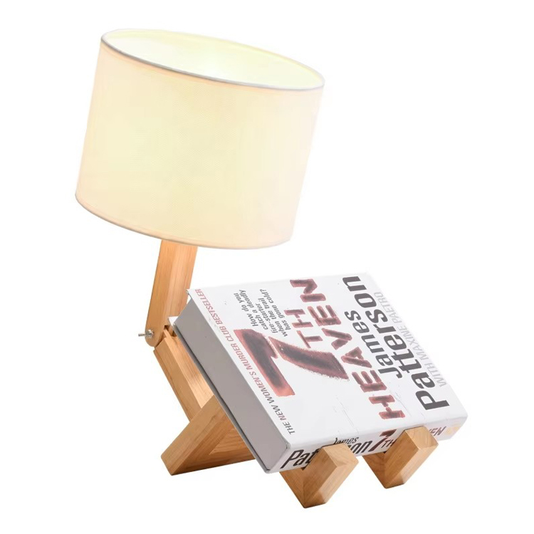 Lampe de table en forme de robot en bois d'étude de lecture de style populaire