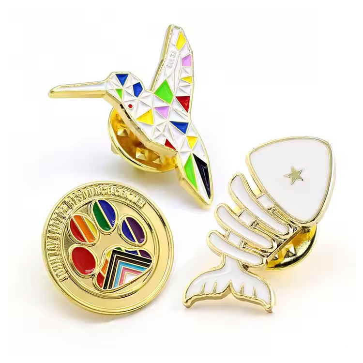 Custom de vente en gros Kpop Crafts Metal Crafts Pinter Pearl Email